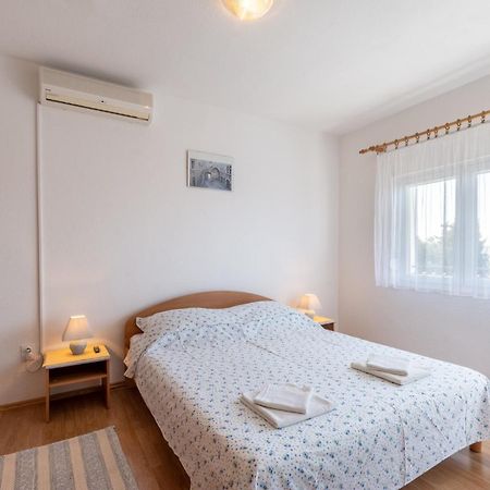 Apartments Mimi Trogir Bilik gambar