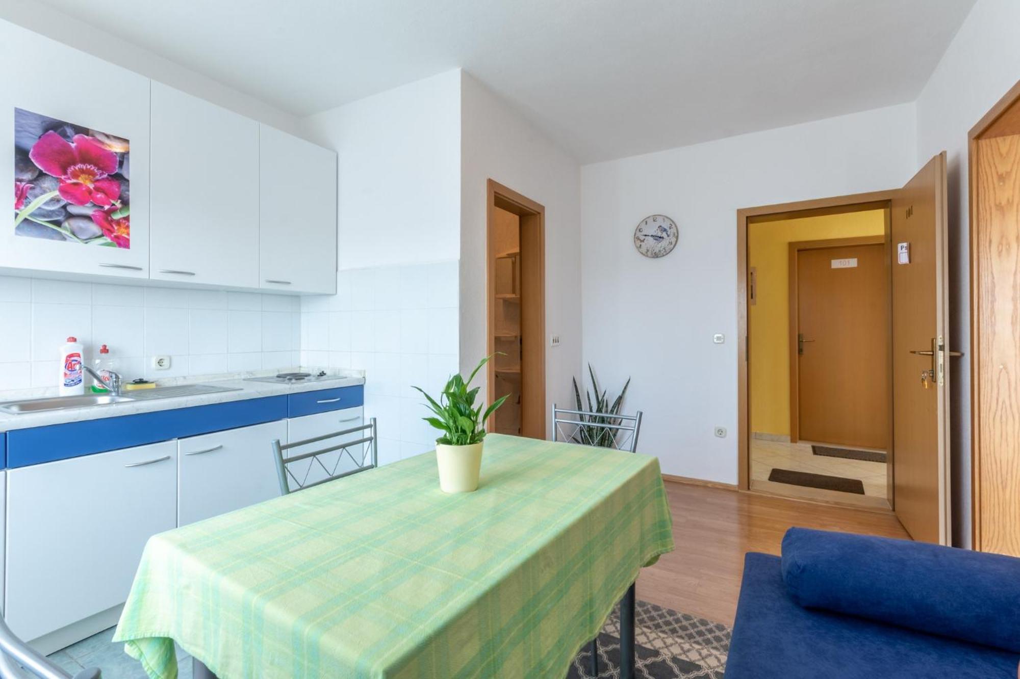 Apartments Mimi Trogir Bilik gambar