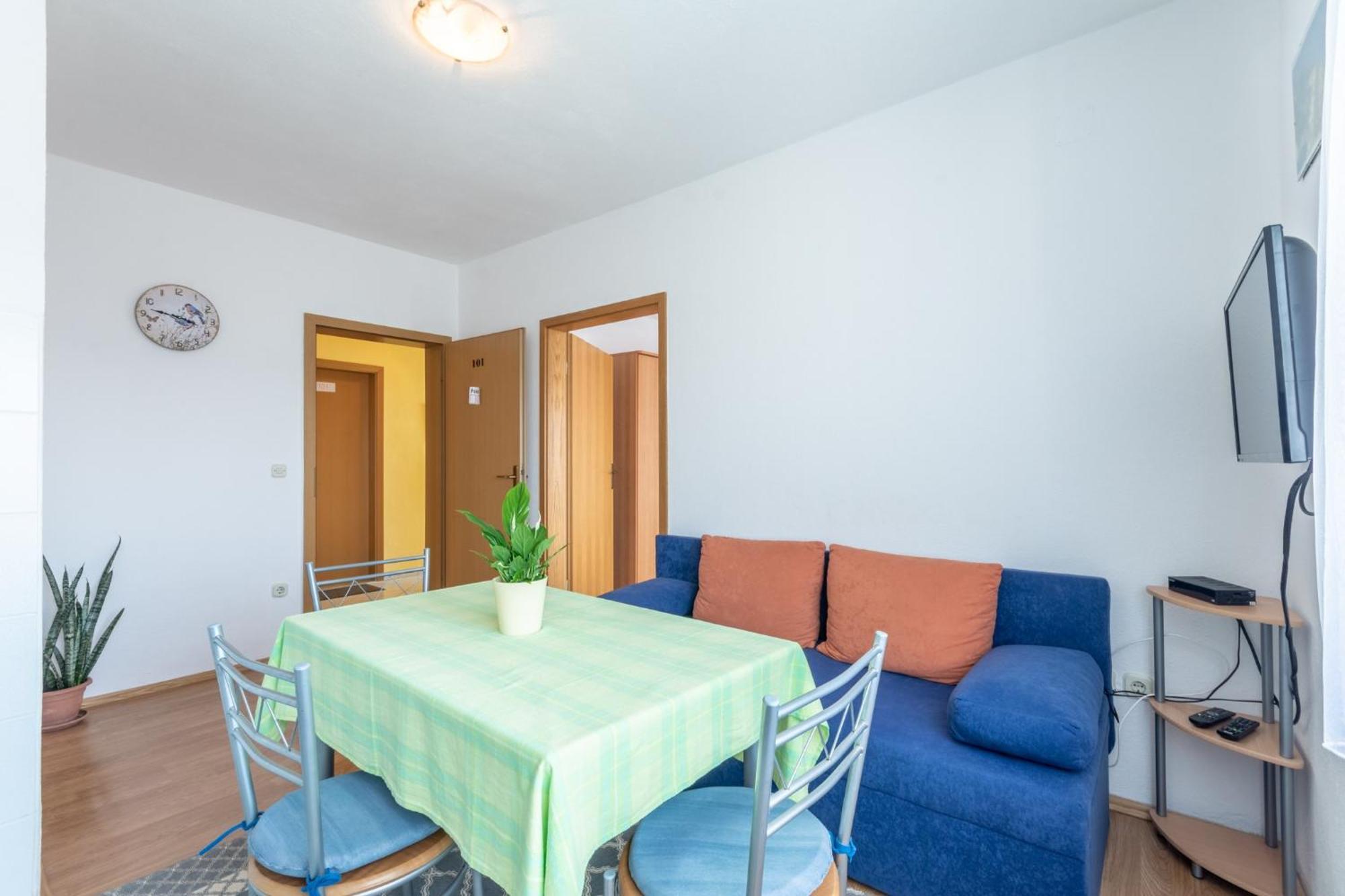 Apartments Mimi Trogir Bilik gambar