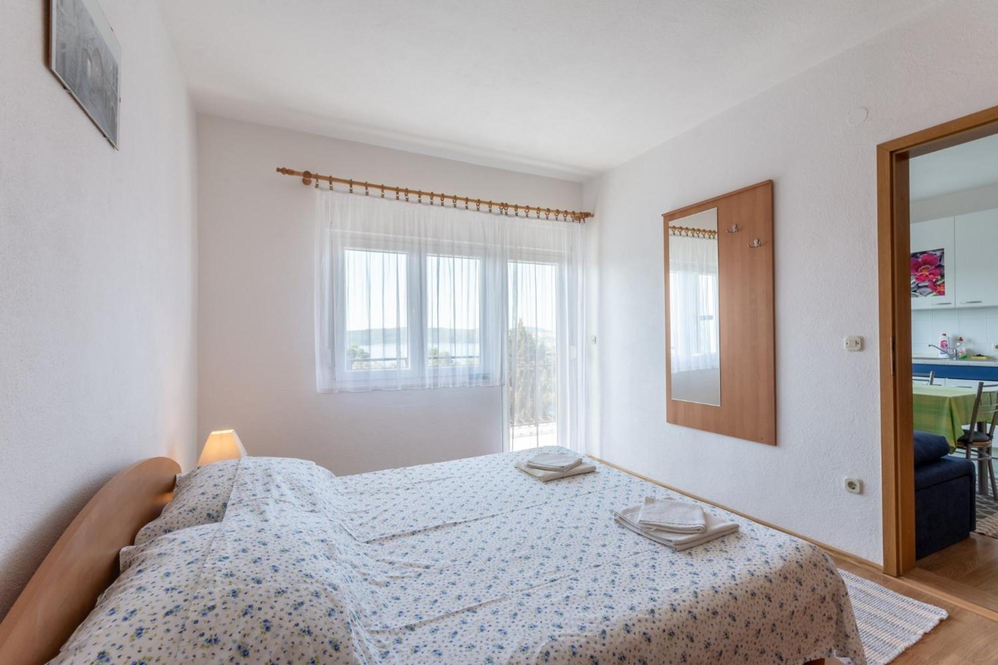 Apartments Mimi Trogir Bilik gambar